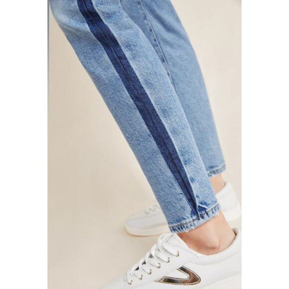 AGOLDE Toni Mid-Rise Slim Jeans Size 26 - Picture 3 of 12